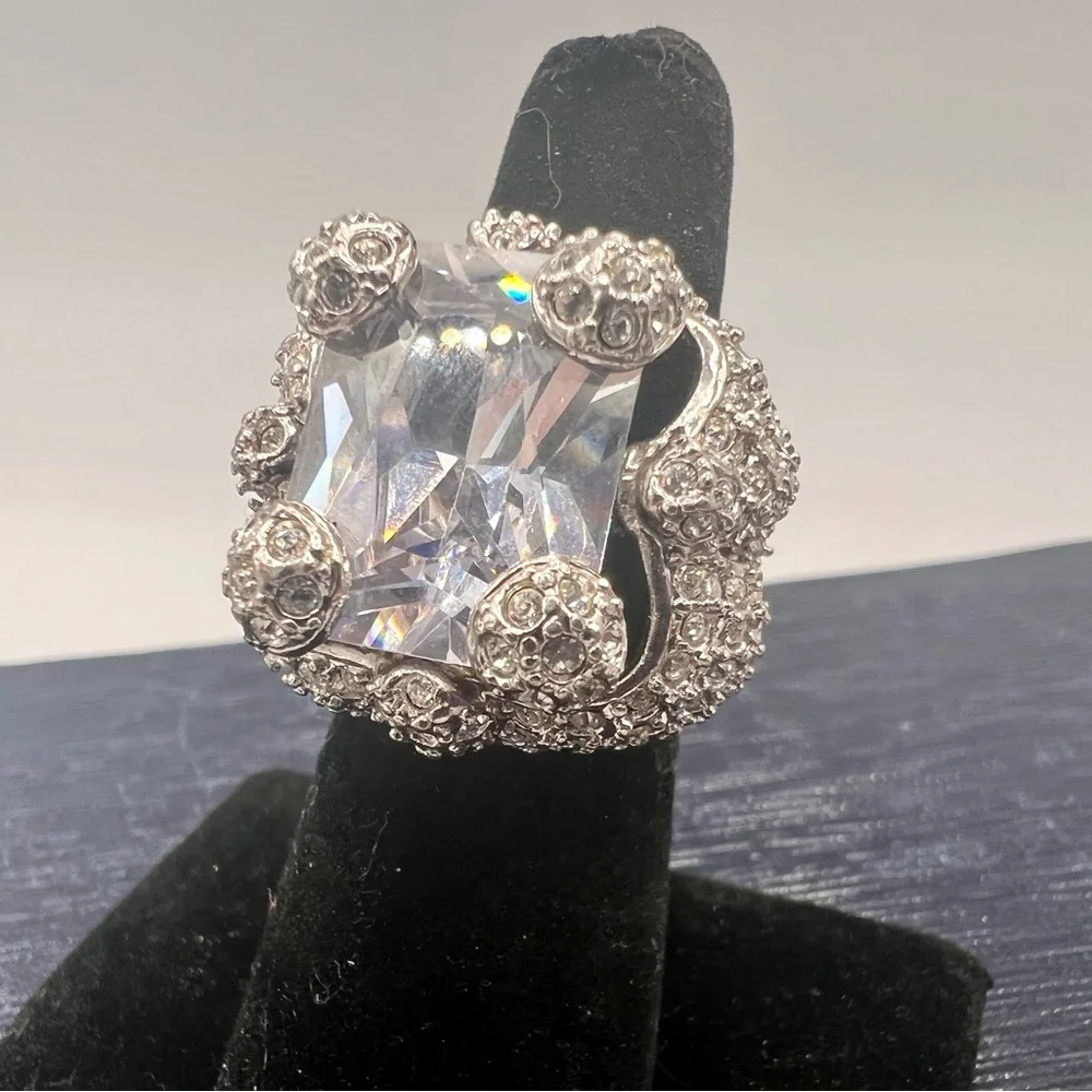 Huge chunky fake diamond cocktail ring paved rhinestones silver tone size 6